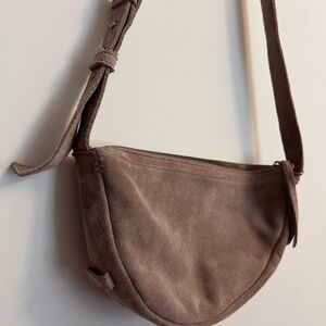 The Sak Leather Tess Sling Bag